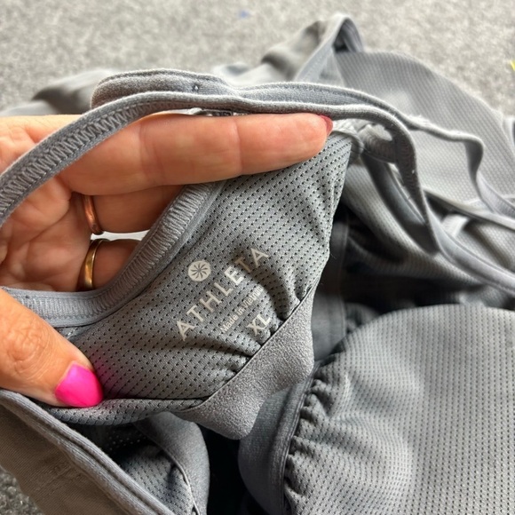 ATHLETA Women’s Grey Athletic Workout Tank Top Style # 138375 size: XL - Picture 4 of 8